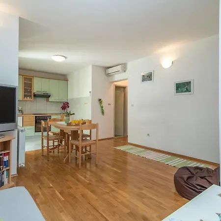 Appartement In *