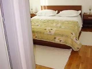 Апартаменти In