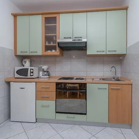 Appartamento In Traù