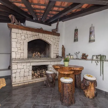 Apartamento In *